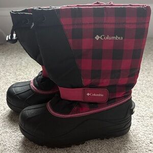 Columbia snow boots size 1